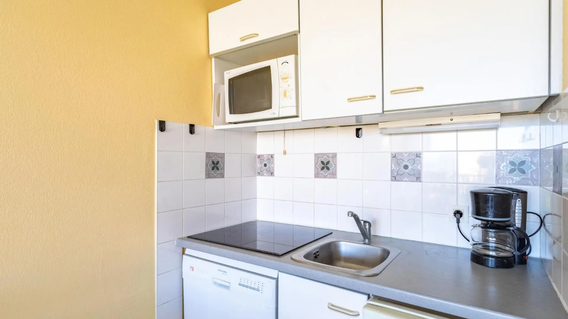 Apartment Les Marines-6 By Interhome La Foux